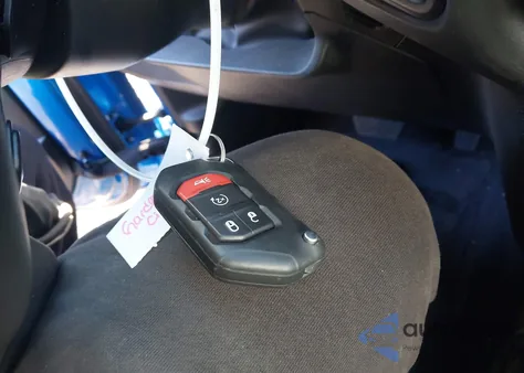 2024 Jeep Wrangler 4Xe Sahara 4Xe z USA, uszkodzony, nr VIN 1C4RJXP60RW189301